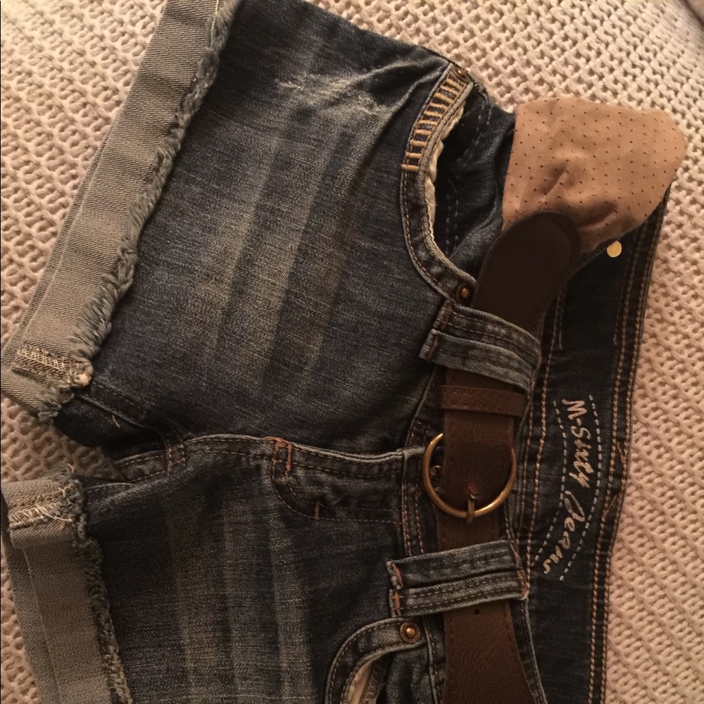 Short - Picture 2 of 4